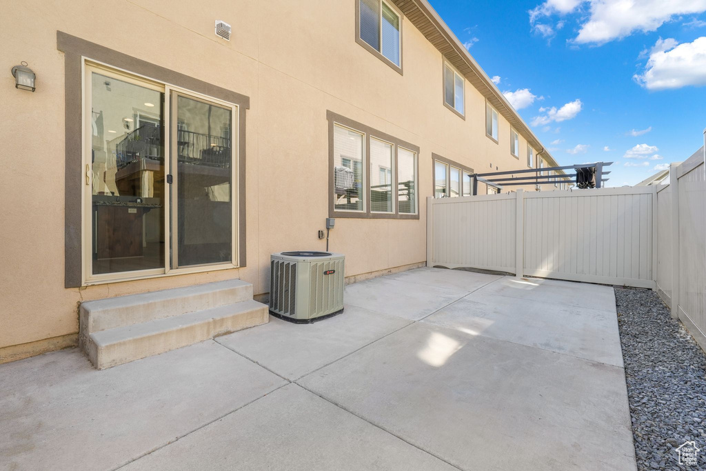 Photo 26 for MLS #2105310 at 1227 N Baycrest Dr