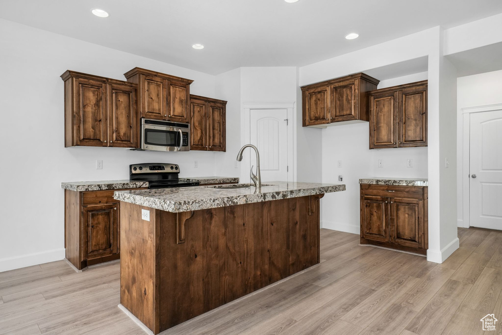 Photo 12 for MLS #2105310 at 1227 N Baycrest Dr