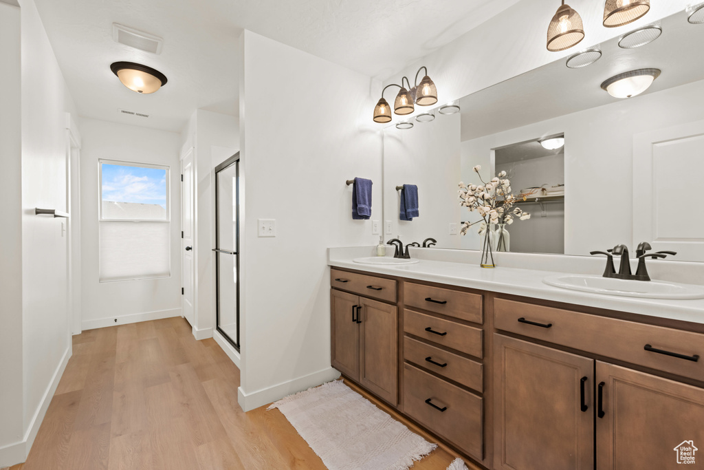 Photo 9 for MLS #2105313 at 683 E Verdant Dr