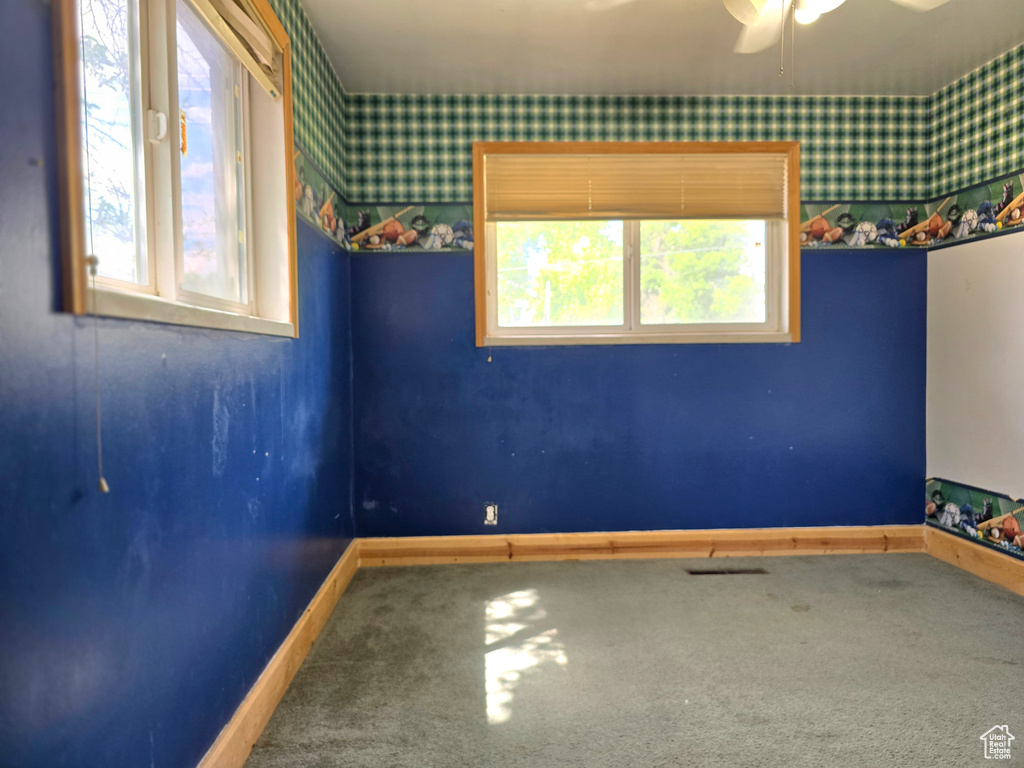Photo 14 for MLS #2105314 at 271 W Main St
