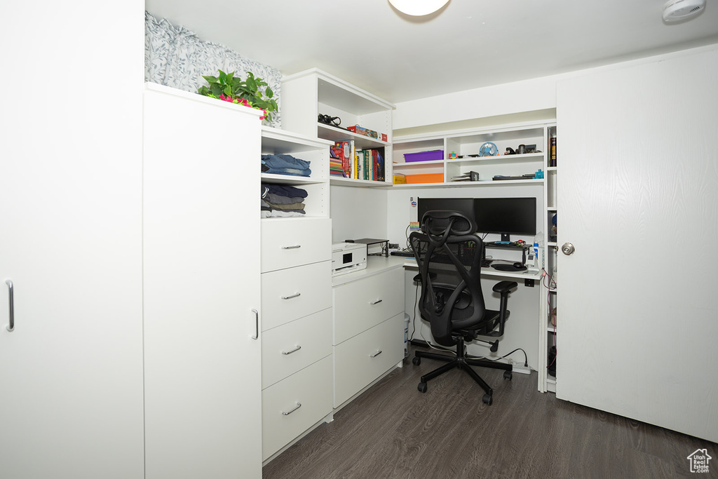 Photo 18 for MLS #2105315 at 829 E Zenith Ave