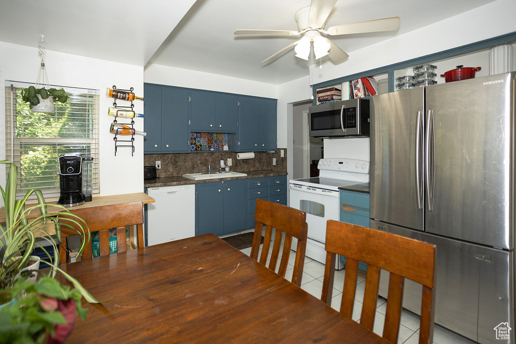 Photo 10 for MLS #2105315 at 829 E Zenith Ave