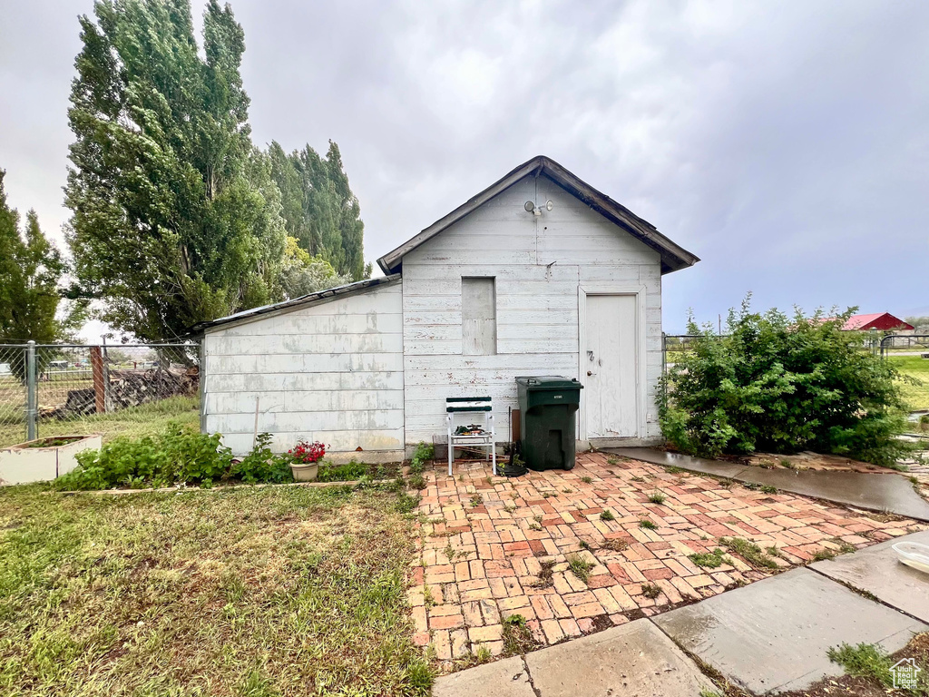 Photo 22 for MLS #2105331 at 350 W Main St