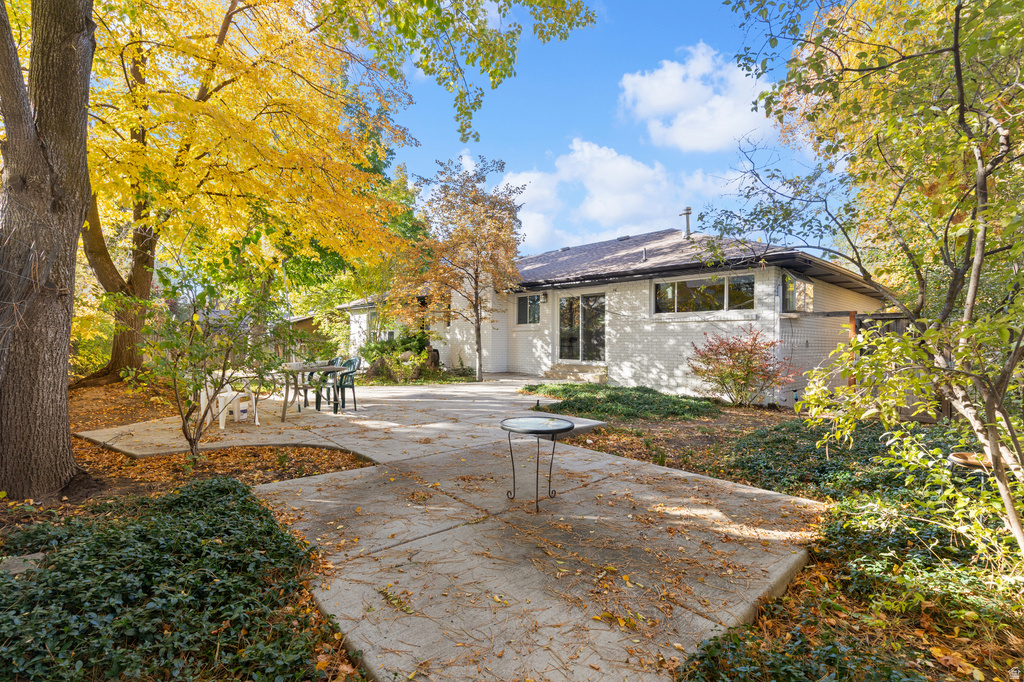 3364 E CREEK RD Cottonwood Heights, UT 84121