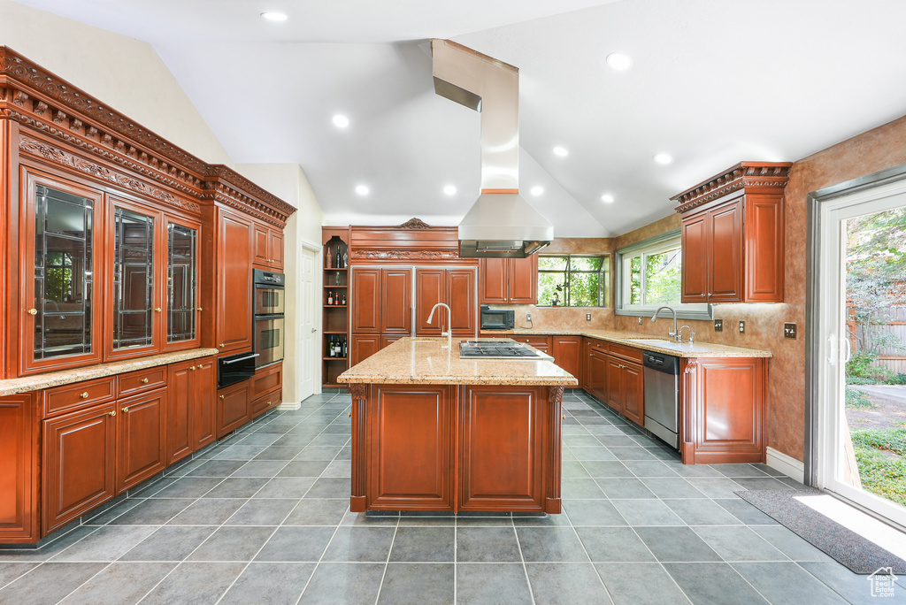 Photo 2 for MLS #2105333 at 3364 E Creek Rd