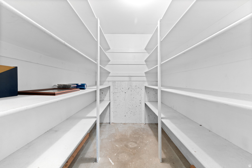 3364 E CREEK RD Cottonwood Heights, UT 84121