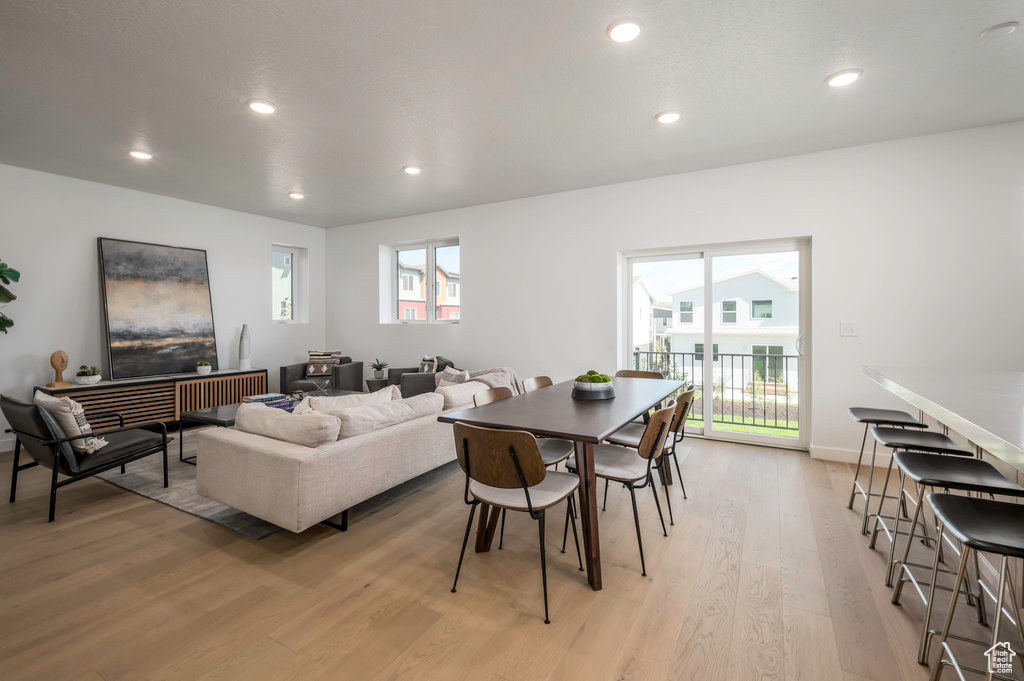 Photo 10 for MLS #2105336 at 909 W Bullion St #11