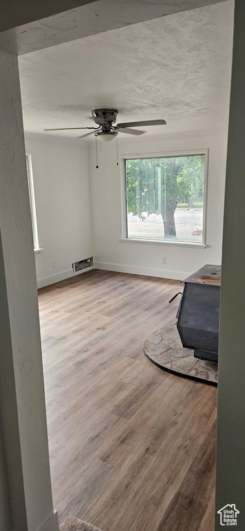 Photo 7 for MLS #2105338 at 284 N Main