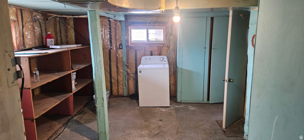 284 N MAIN Downey, ID 83234