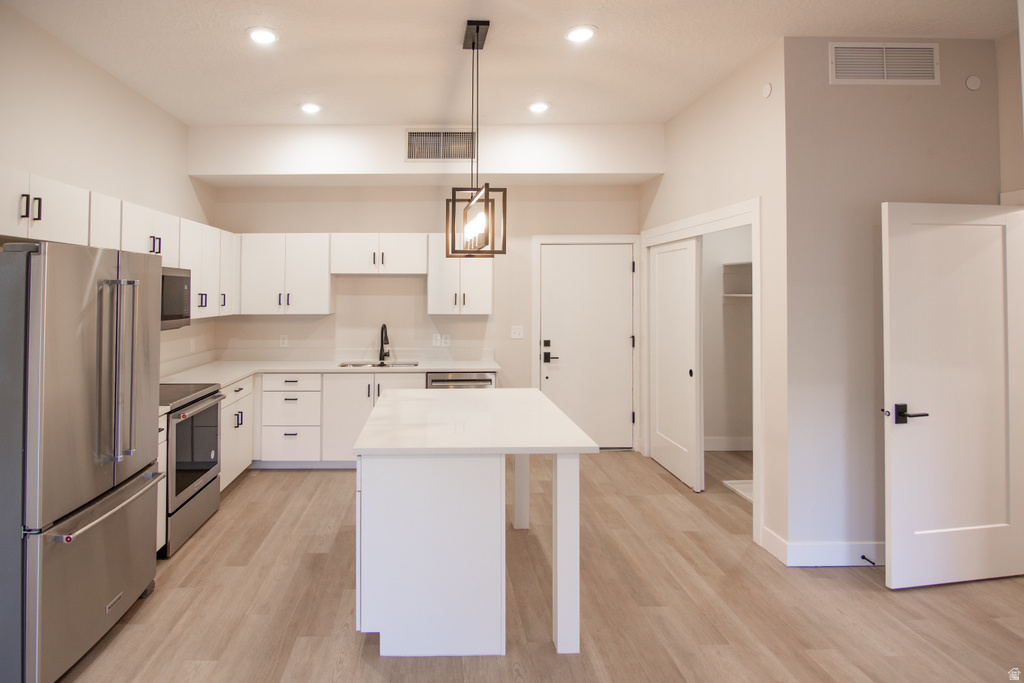 346 E 200 S #A207 Moab, UT 84532