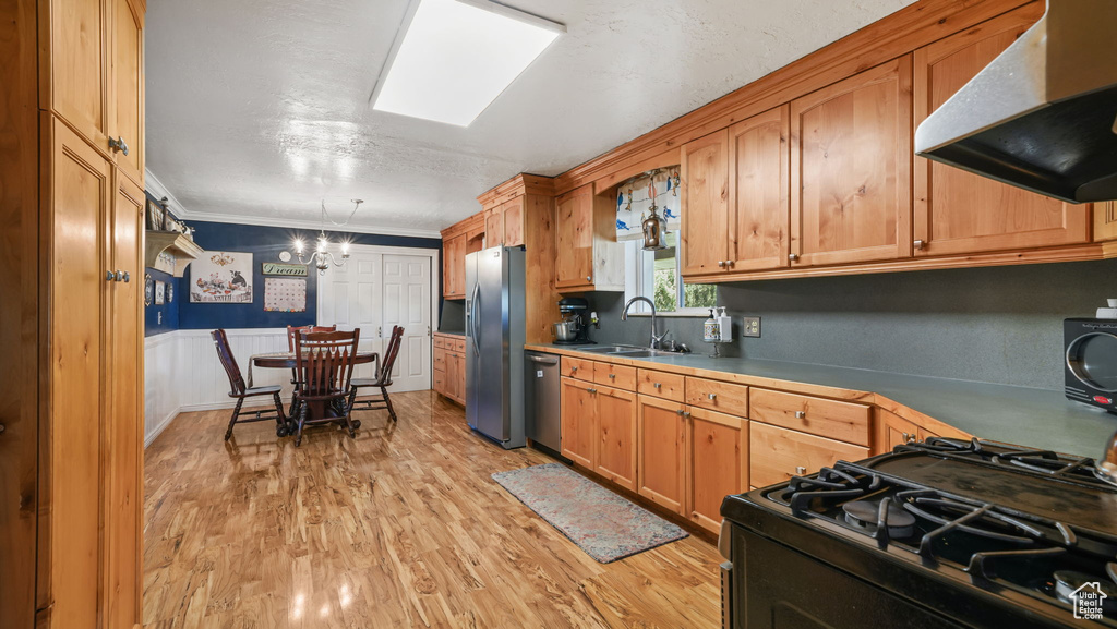 Photo 9 for MLS #2105360 at 530 W Maple St
