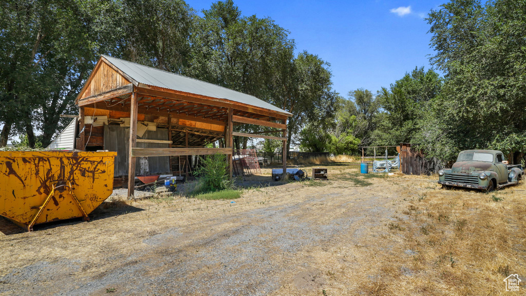 Photo 28 for MLS #2105360 at 530 W Maple St