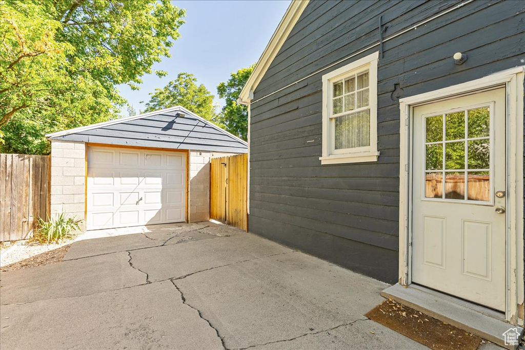 2231 E 3205 S Millcreek, UT 84109