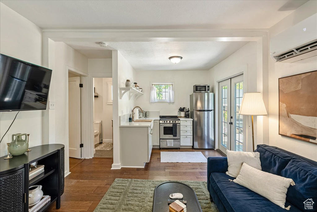 2231 E 3205 S Millcreek, UT 84109
