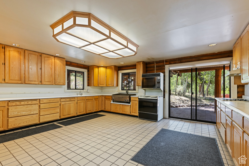 Photo 22 for MLS #2105376 at 4725 Pine Ridge Rd