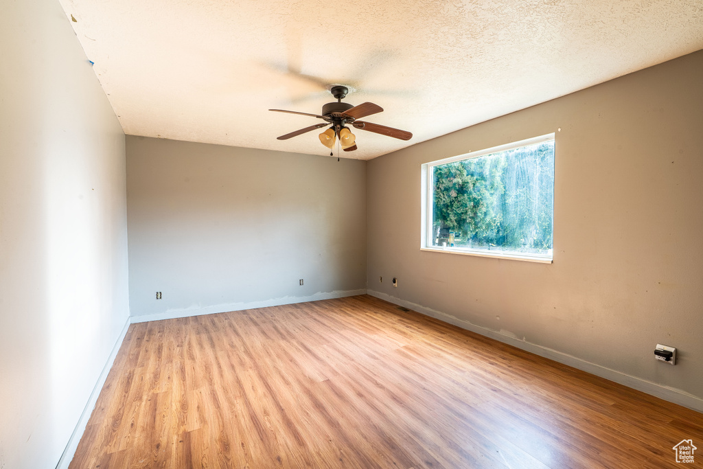 Photo 3 for MLS #2105380 at 77 N 100 West