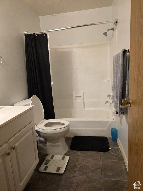 Photo 8 for MLS #2105385 at 1196 E Waterside Cv #22