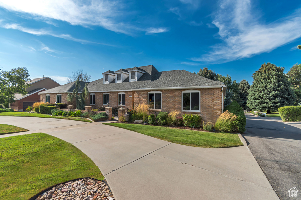 Photo 2 for MLS #2105412 at 3071 E 7335 South