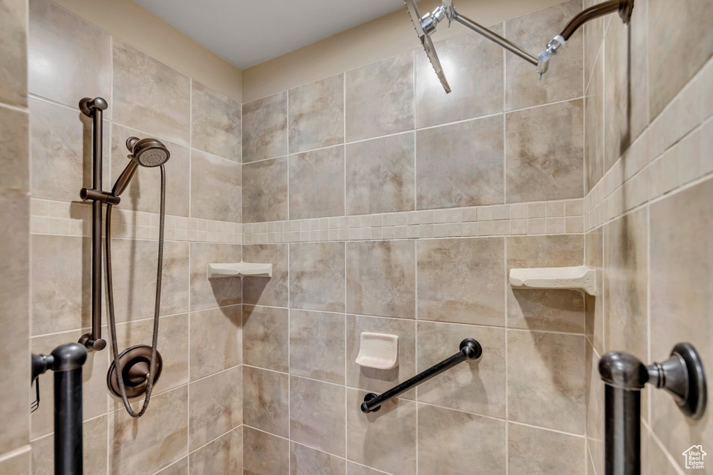 Photo 18 for MLS #2105423 at 1695 E Ensign Pl