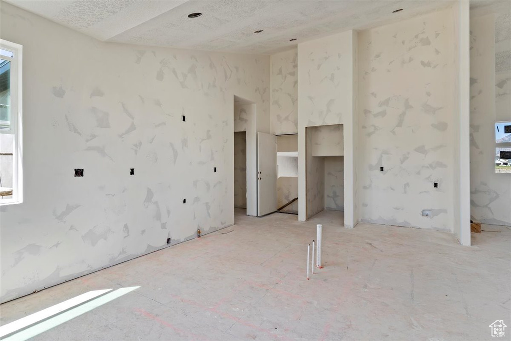Photo 10 for MLS #2105436 at 2519 W 2950 North