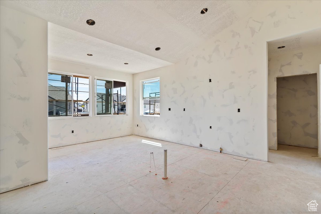 Photo 8 for MLS #2105436 at 2519 W 2950 North