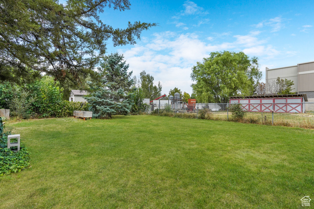 Photo 14 for MLS #2105443 at 659 E Pioneer Rd