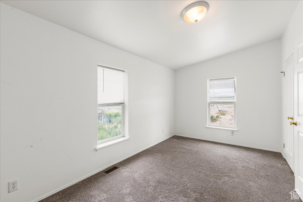 Photo 14 for MLS #2105447 at 421 W Larson Rd