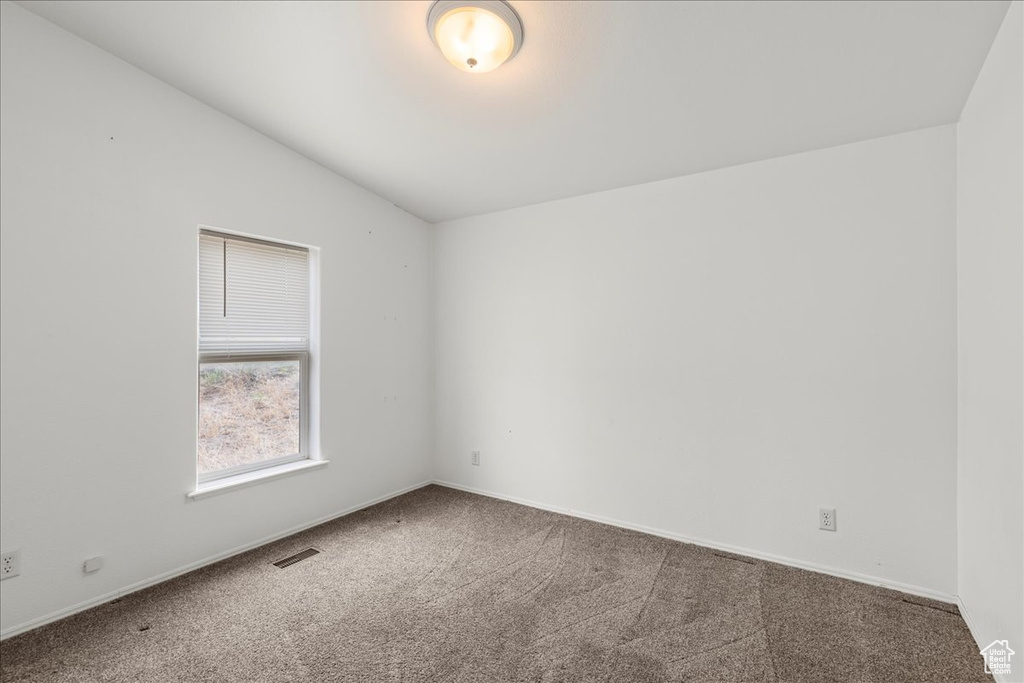Photo 15 for MLS #2105447 at 421 W Larson Rd