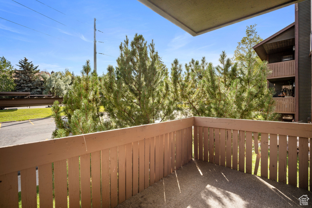 6905 N POWDERWOOD #7J Park City, UT 84098
