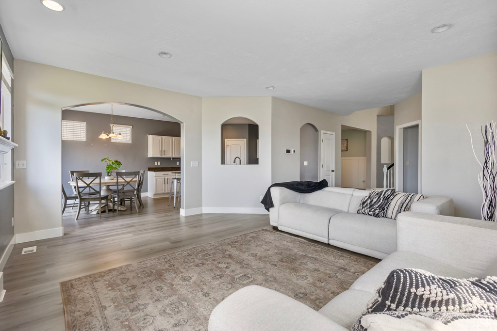 Photo 8 for MLS #2105462 at 5217 N Fox Hollow Way