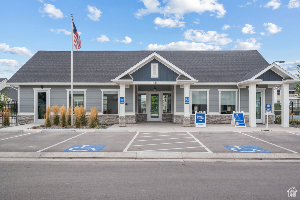 1828 E EAGLE VIEW LN Eagle Mountain, UT 84005