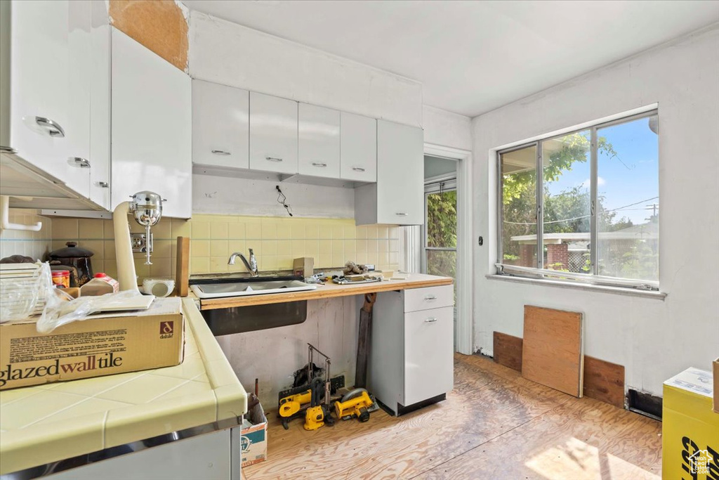 Photo 14 for MLS #2105470 at 1478 E Roosevelt Ave
