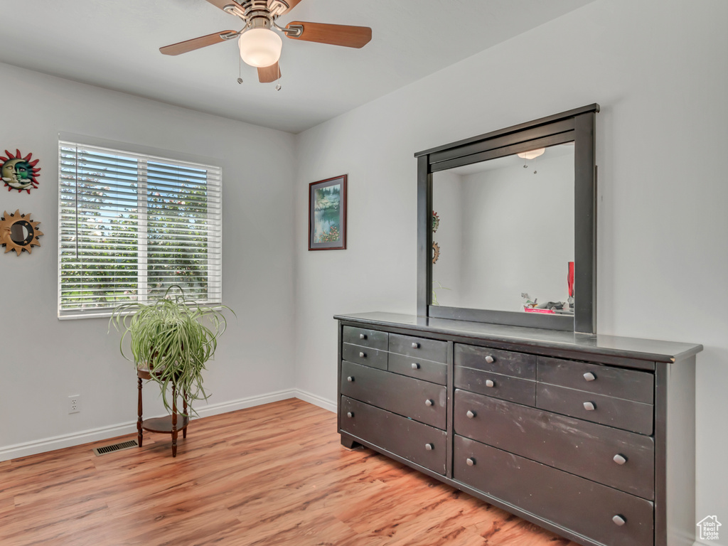 Photo 16 for MLS #2105471 at 1360 W Quail Ridge Cir