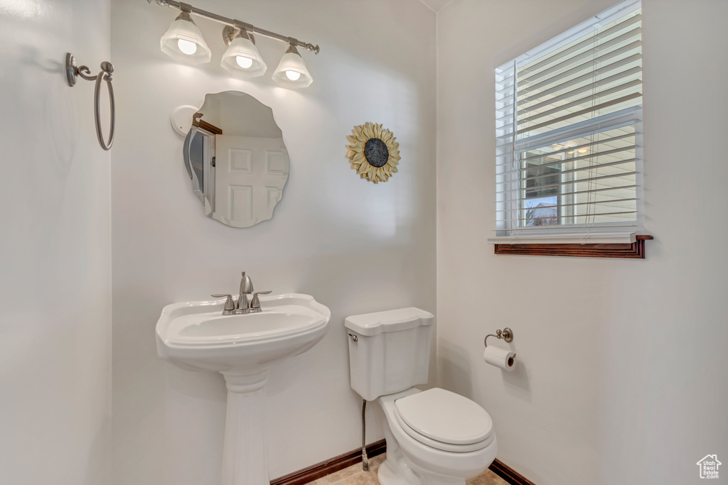 Photo 12 for MLS #2105471 at 1360 W Quail Ridge Cir