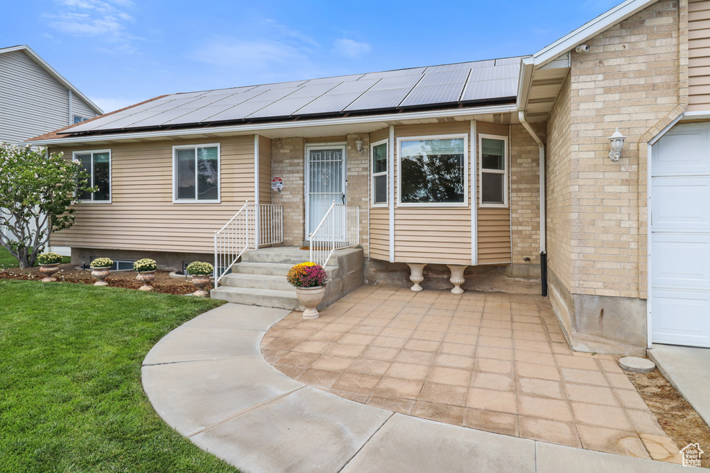 Photo 2 for MLS #2105471 at 1360 W Quail Ridge Cir