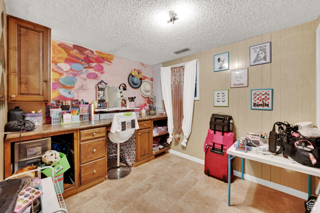 Photo 17 for MLS #2105472 at 4615 S Monroe Blvd
