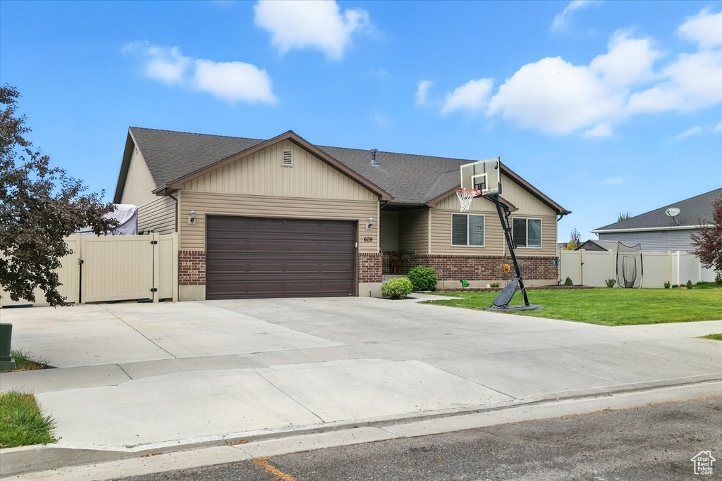 Photo 2 for MLS #2105477 at 609 N 130 East