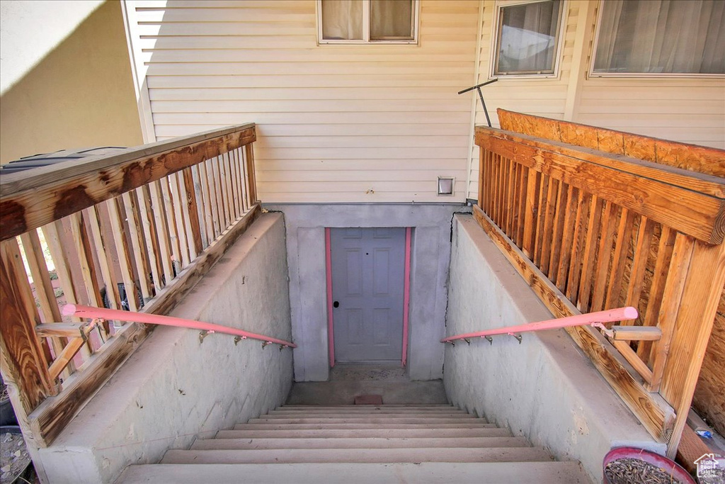 1306 S UTAH ST Salt Lake City, UT 84104