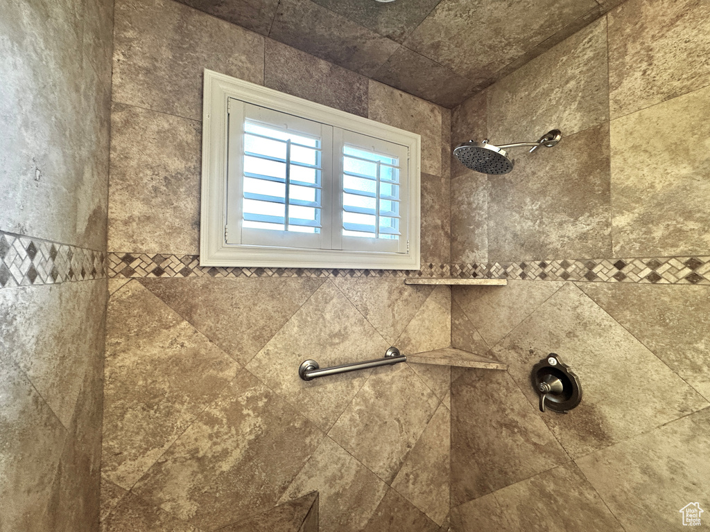 Photo 20 for MLS #2105485 at 500 W Clark St