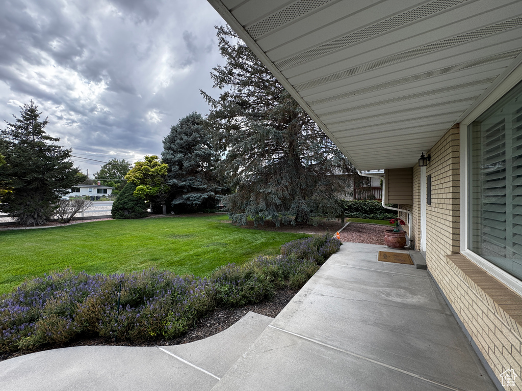 Photo 5 for MLS #2105485 at 500 W Clark St