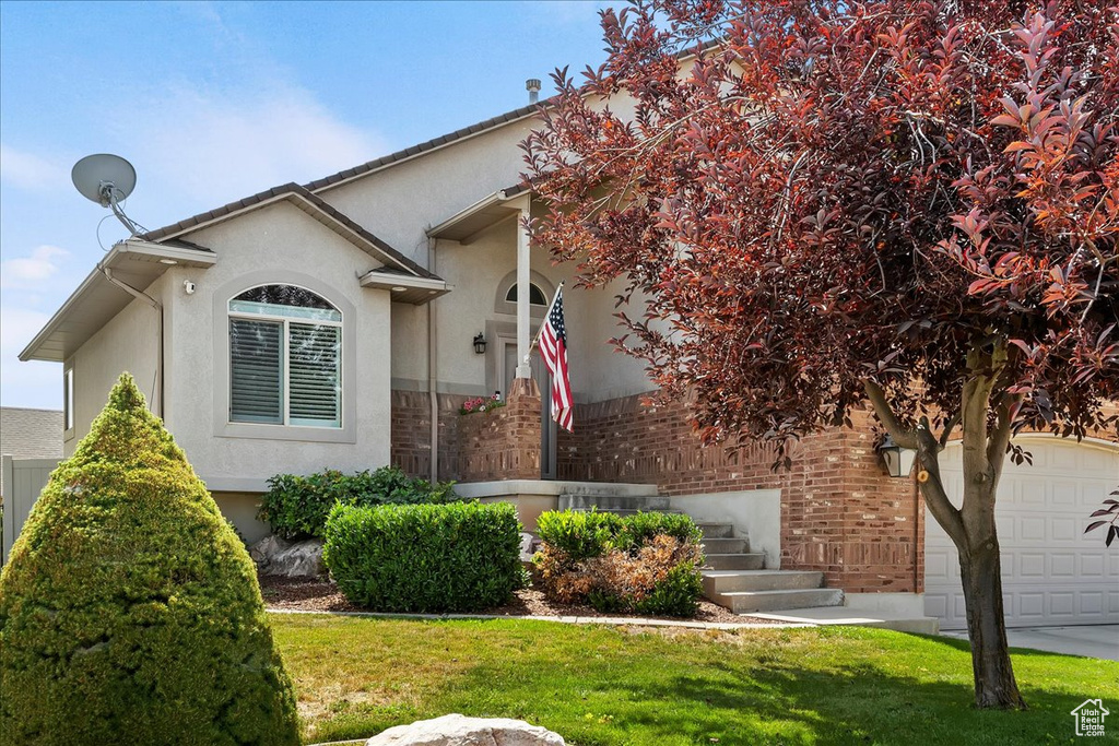 Photo 3 for MLS #2105486 at 629 W 3700 South