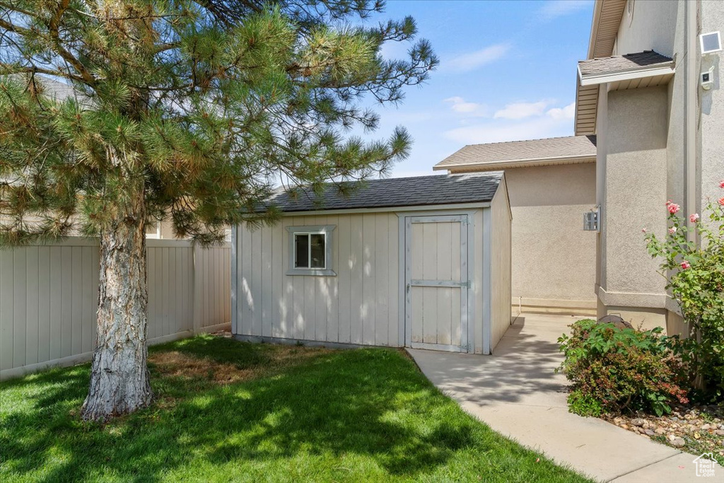 Photo 32 for MLS #2105486 at 629 W 3700 South