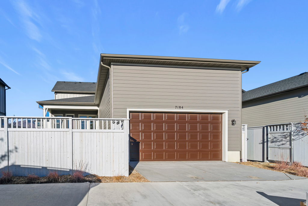 7184 S SAGE RUN RD West Jordan, UT 84081