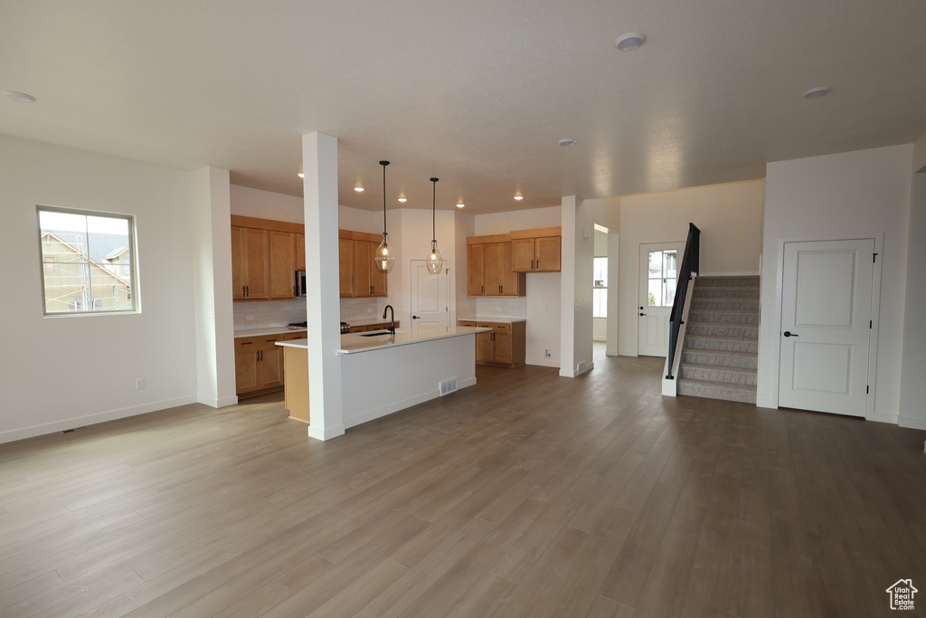 7184 S SAGE RUN RD West Jordan, UT 84081