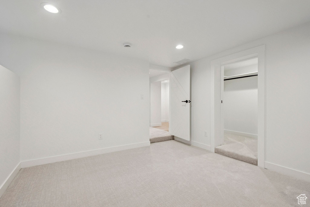 Photo 36 for MLS #2105511 at 951 E Wilson Ave