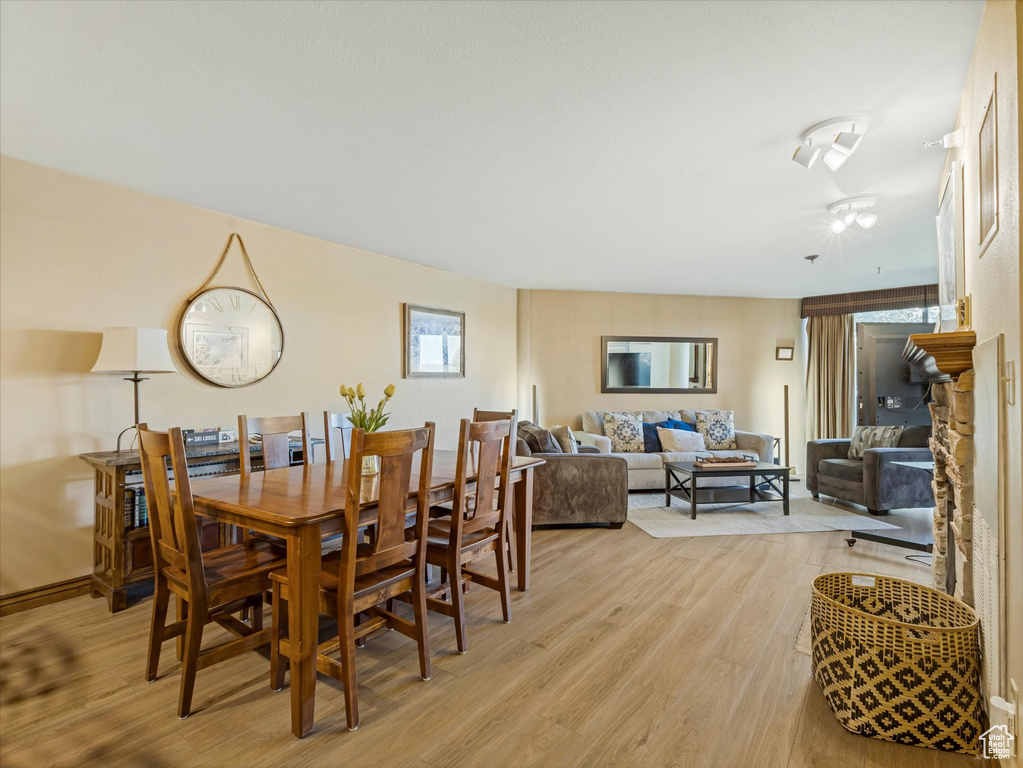 Photo 6 for MLS #2105540 at 1485 Empire Ave #218