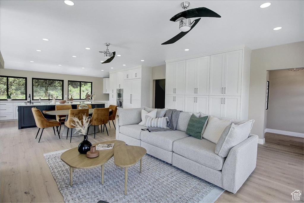 Photo 5 for MLS #2105552 at 997 S Quail Ln