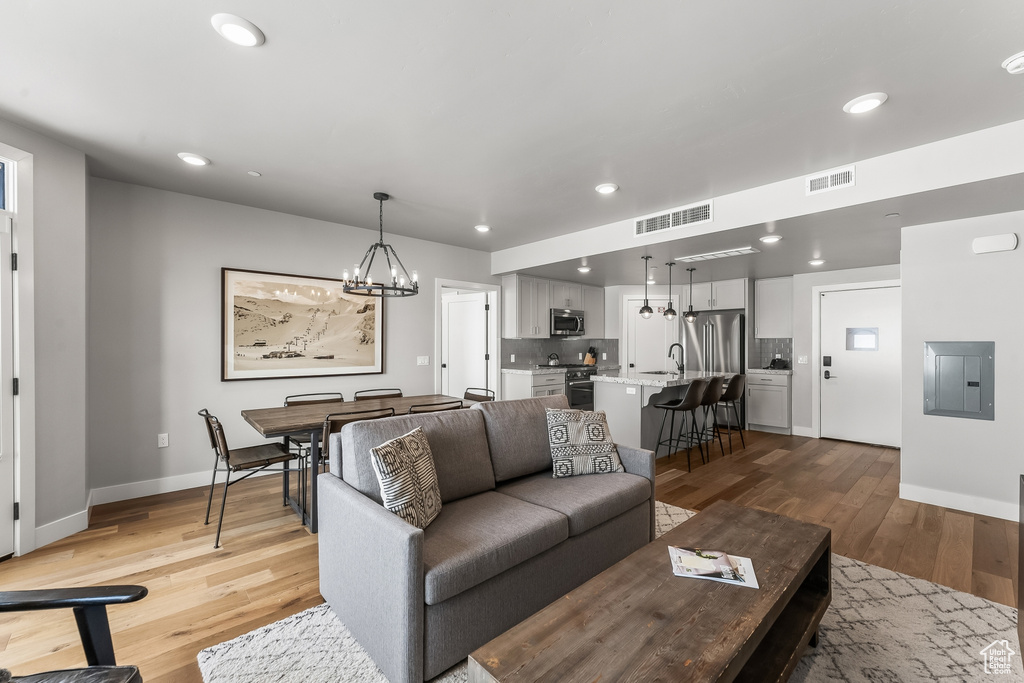 Photo 16 for MLS #2105564 at 909 W Peace Tree Trl #507