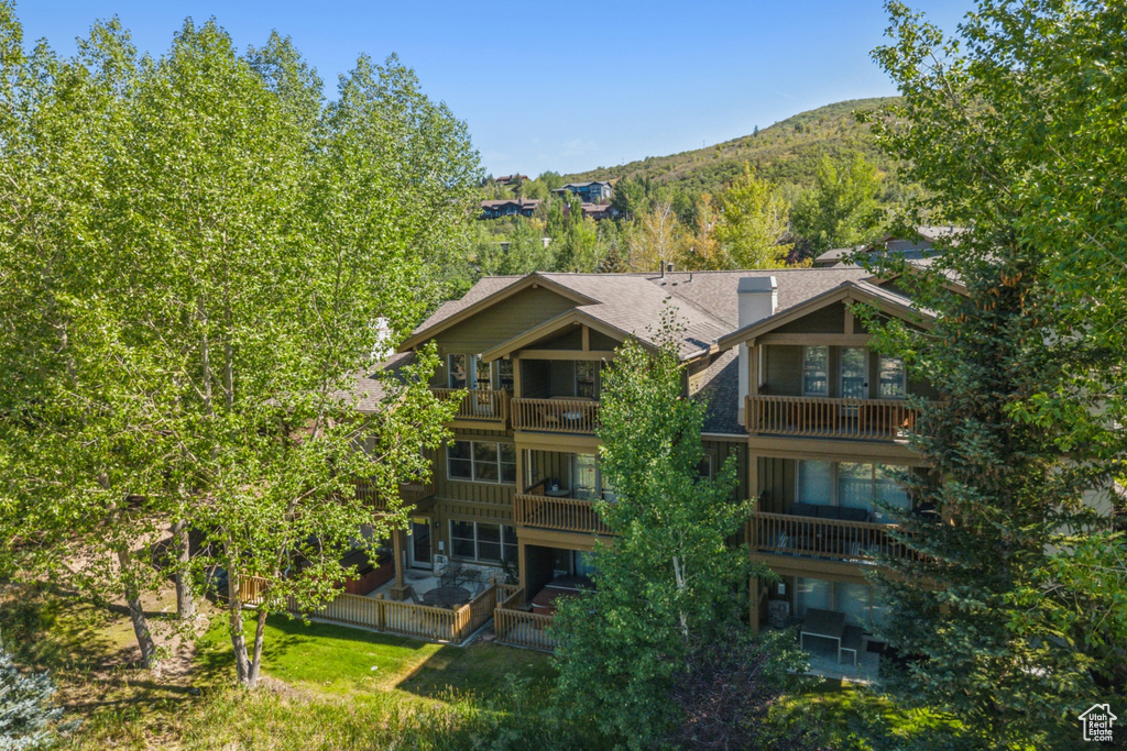 Photo 3 for MLS #2105577 at 1945 Paddington Dr