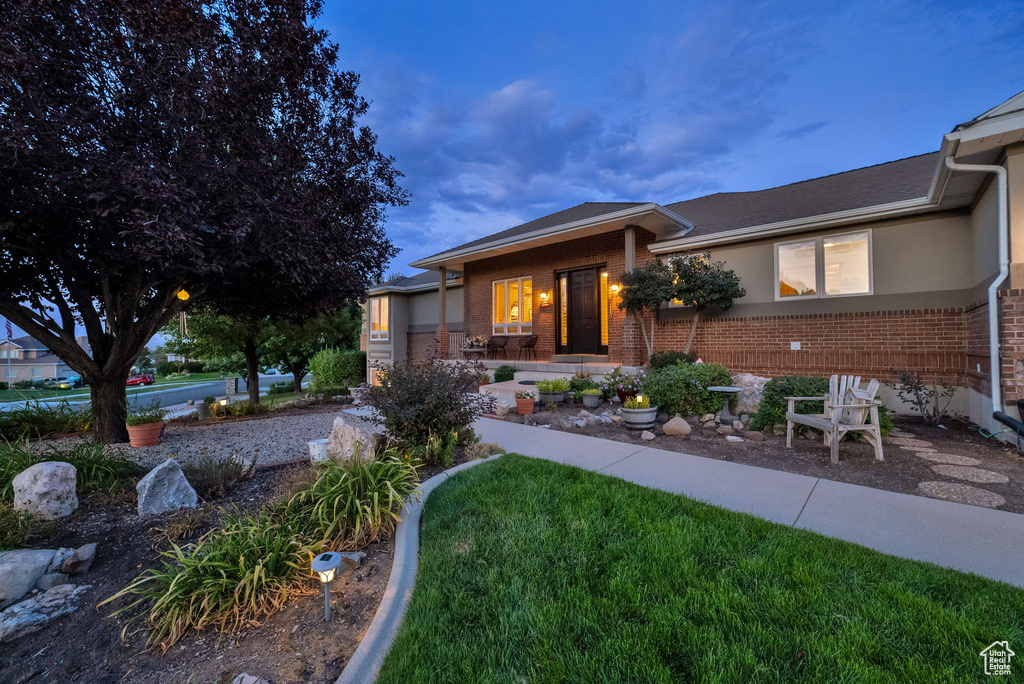 758 E POINT HILLS CV Draper, UT 84020
